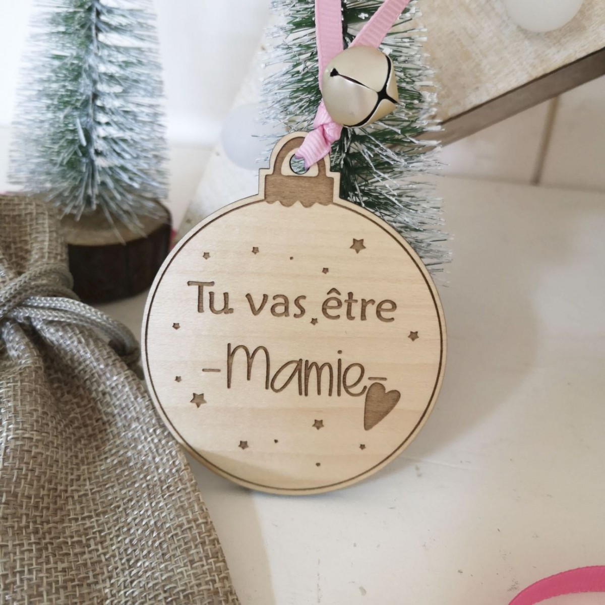 Boule De Noel Tu Vas Etre Mamie Idee Cadeau